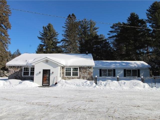 House for sale in Oneida, New York