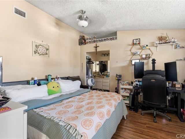 Townhouse for sale in Pacoima Neighborhood Council, Canoga Park