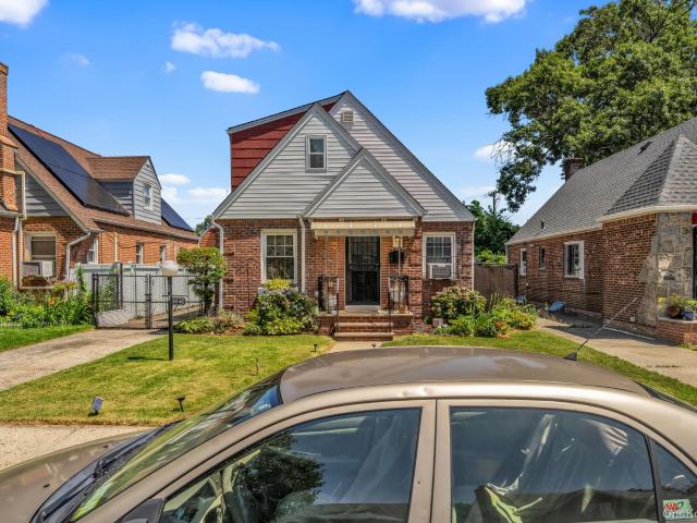 Property for rent in Queens, Arverne
