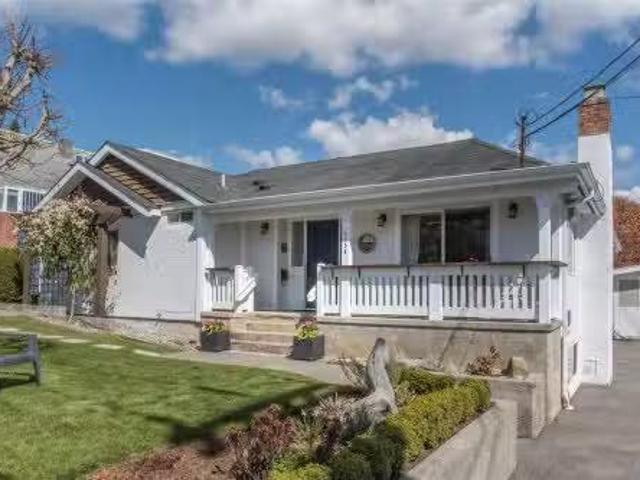 House for sale in White Rock, British Columbia