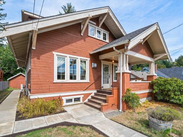 House for sale in Coos Bay, Coos County