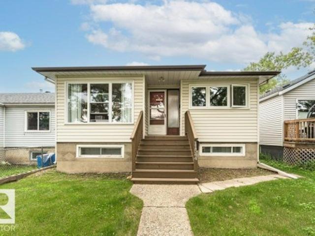 House for sale in Wedgewood, Alberta