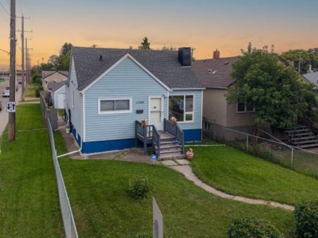 House for sale in Wedgewood, Alberta