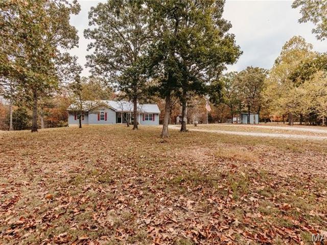 House for sale in Dixon, Pulaski County