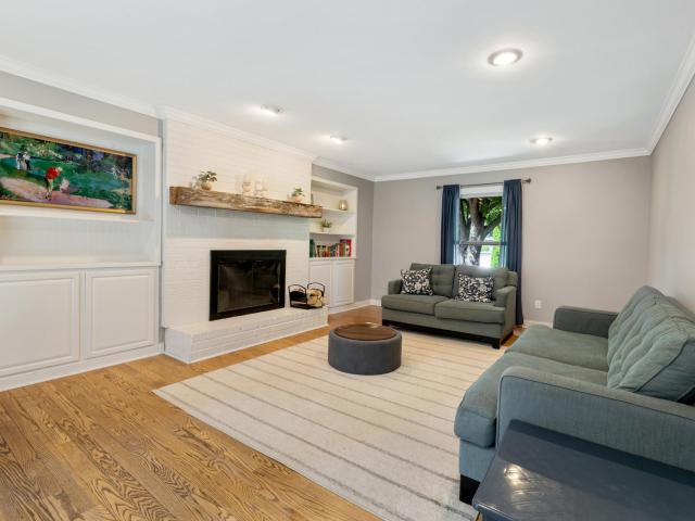 House for sale in Solar Heights, Mequon