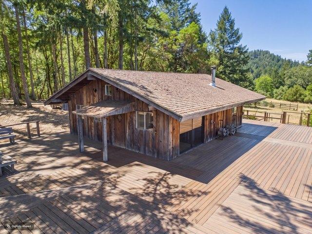House for sale in Piercy, California