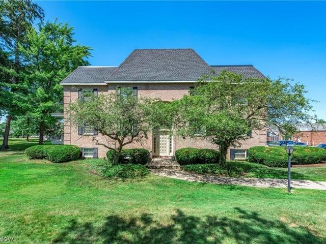 Condo for sale in Westlake, Ohio