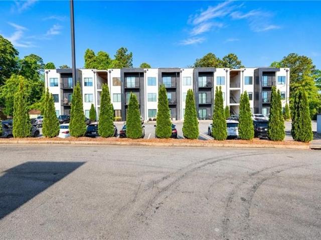 Condo for sale in Atlanta, Georgia