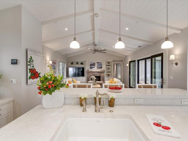 House for sale in Angwin, California
