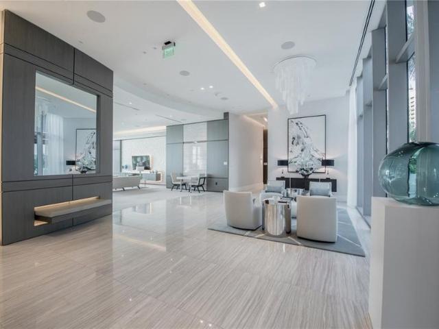 Apartment for sale in Sarasota