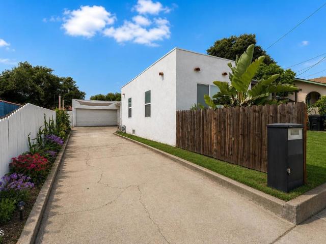 House for sale in Santa Paula, California