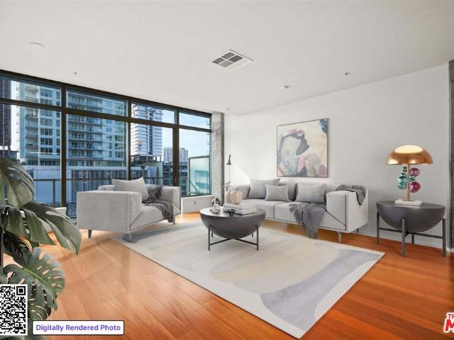 Condo for sale in Canoga Park, California