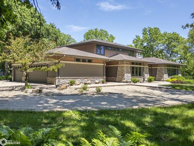 Farm for sale in Nora Springs, Iowa
