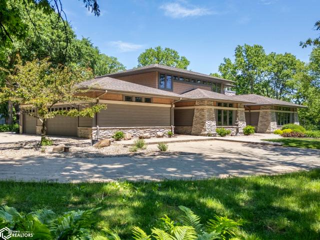 House for sale in Nora Springs, Iowa