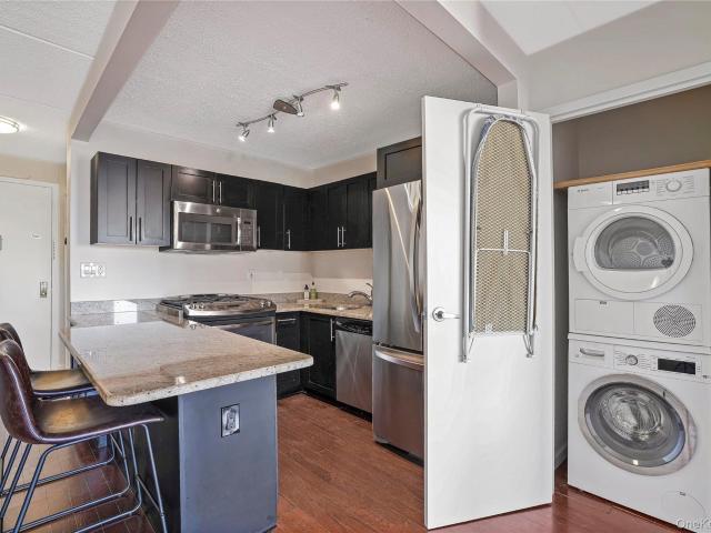 Condo for sale in Glenwood, New York