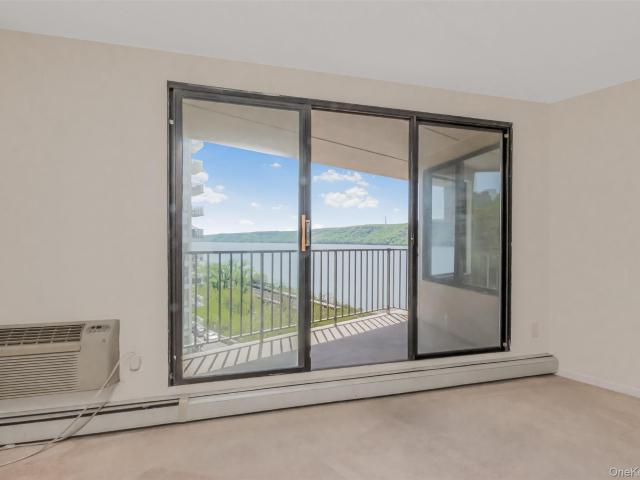 Condo for sale in Glenwood, New York