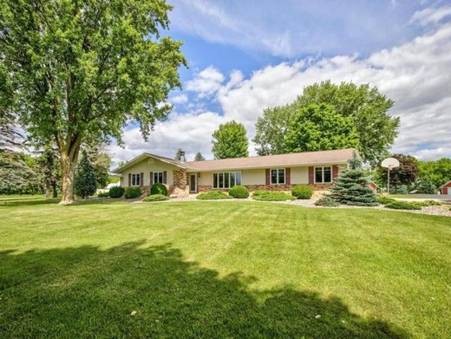 House for sale in Le Roy, Minnesota