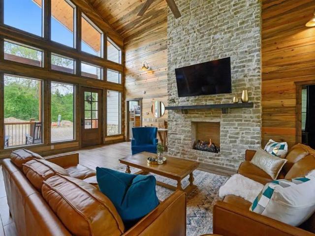 House for sale in Broken Bow, Oklahoma