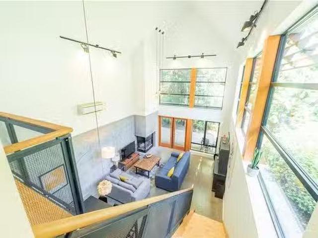 House for sale in Clayoquot, British Columbia