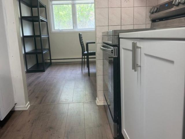 House for rent in Dollard-des-ormeaux, Quebec