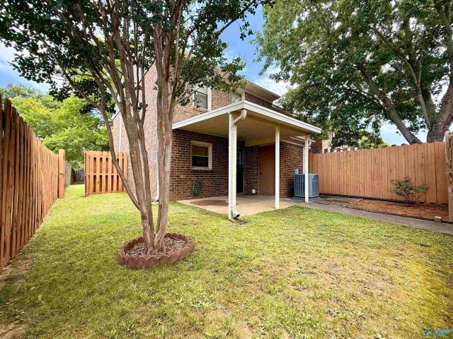 Townhouse for sale in Huntsville, Alabama