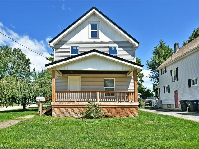 House for sale in Warren, Ohio