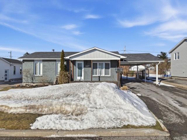 House for sale in Gatineau, Quebec