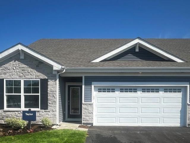 Townhouse for sale in Bartlett, Illinois