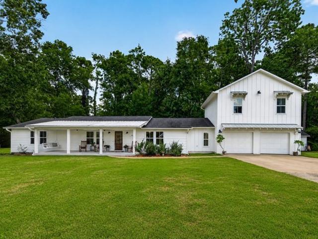 House for sale in Willis, Texas