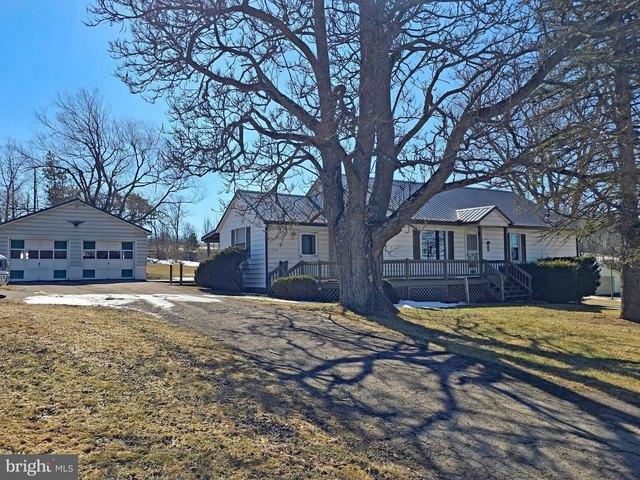 House for sale in Garrett, Maryland