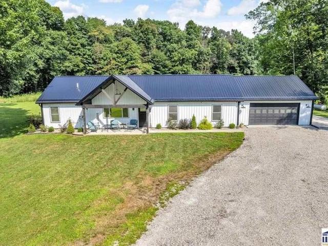 House for sale in Cloverdale, Indiana