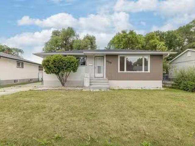 House for sale in East St. Paul, Manitoba