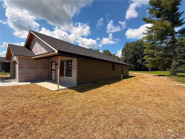 House for sale in Scottsburg, Indiana