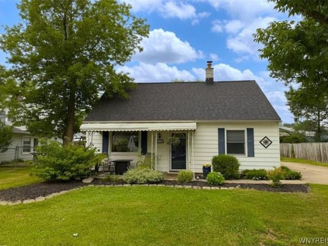 House for sale in Grand Island, New York