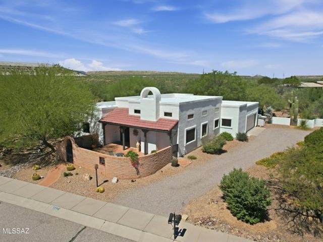 House for sale in Green Valley, Arizona