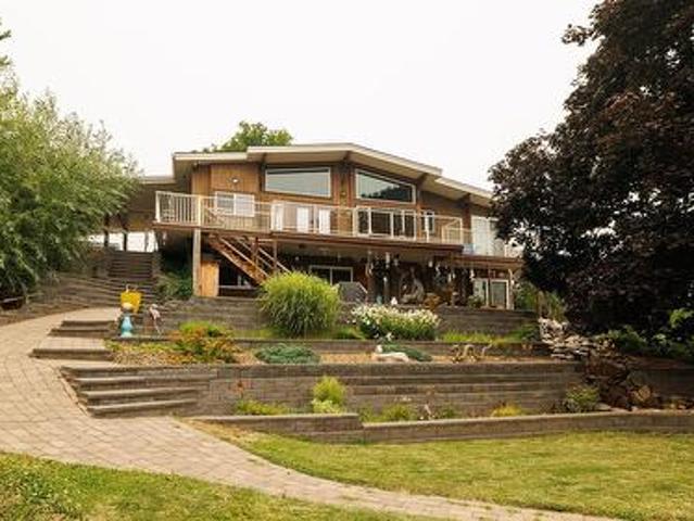 House for sale in Lake Country, British Columbia