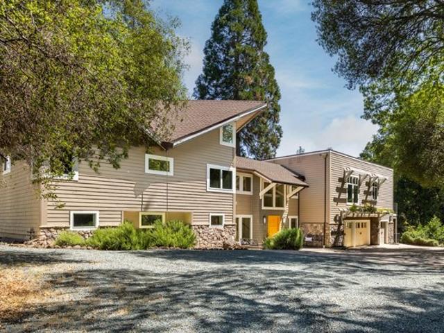 House for sale in Penn Valley, California