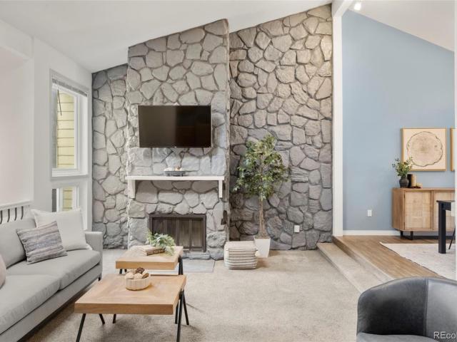 Townhouse for sale in Lakewood