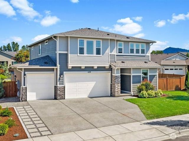 House for sale in Enumclaw, Washington