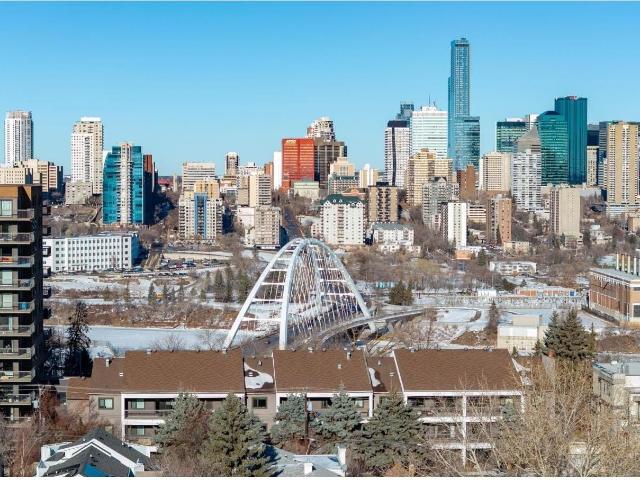 Apartment for sale in Wedgewood, Alberta
