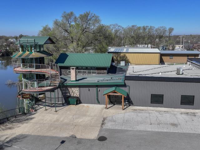 Commercial for sale in Iowa Falls, Iowa