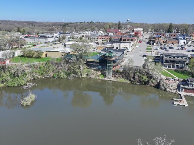 Commercial for sale in Iowa Falls, Iowa
