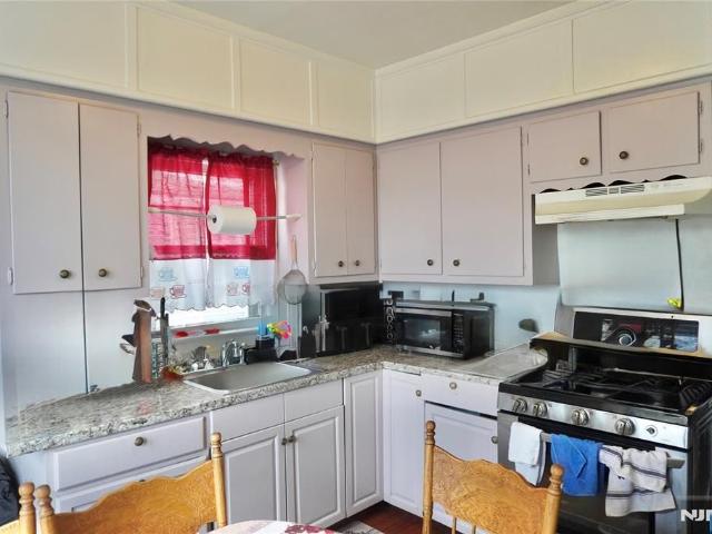Duplex for sale in Passaic, New Jersey