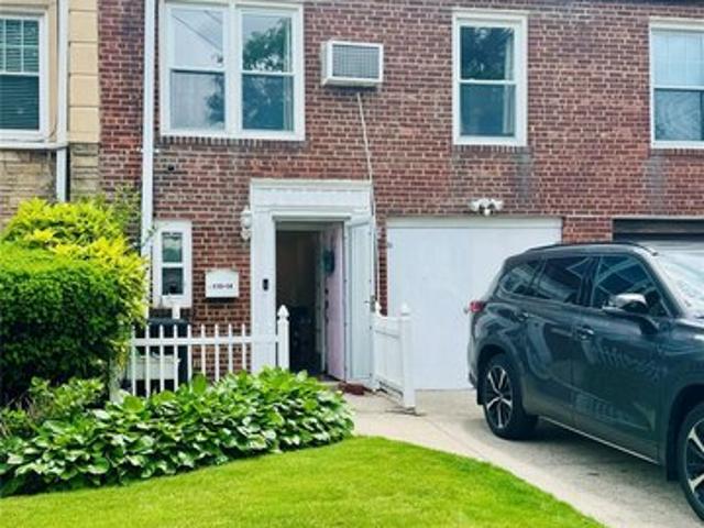 House for sale in Queens, Arverne