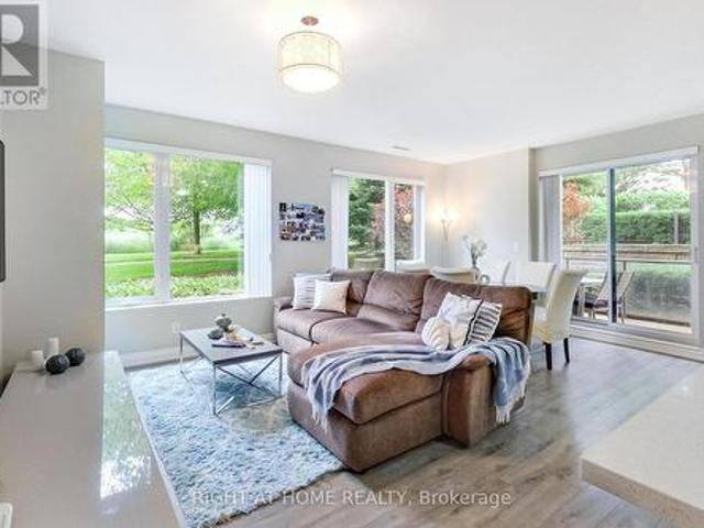 Condo for sale in Markham, Golden Horseshoe