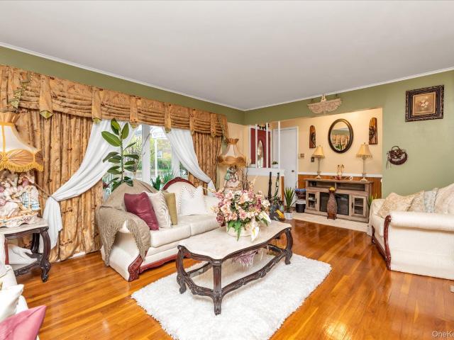 House for sale in Queens, Arverne