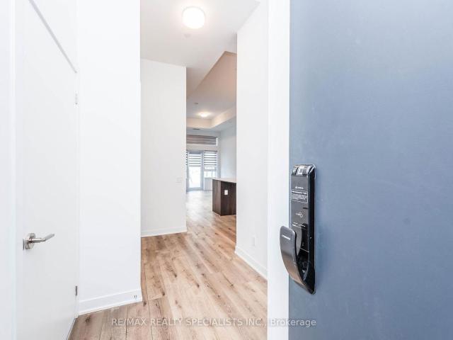 Condo for rent in Oakville, Ontario