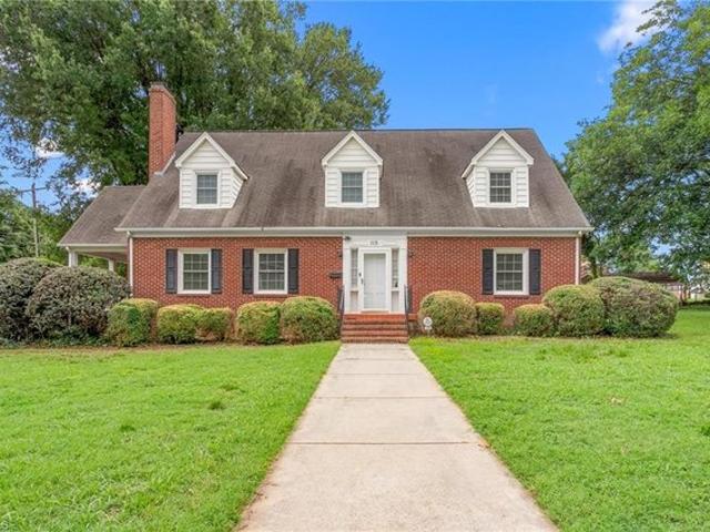 House for sale in Alamance, North Carolina