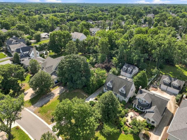 House for sale in Clarendon Hills, Illinois