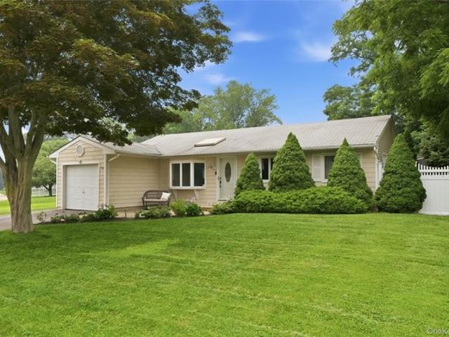 House for sale in Selden, Town of Brookhaven